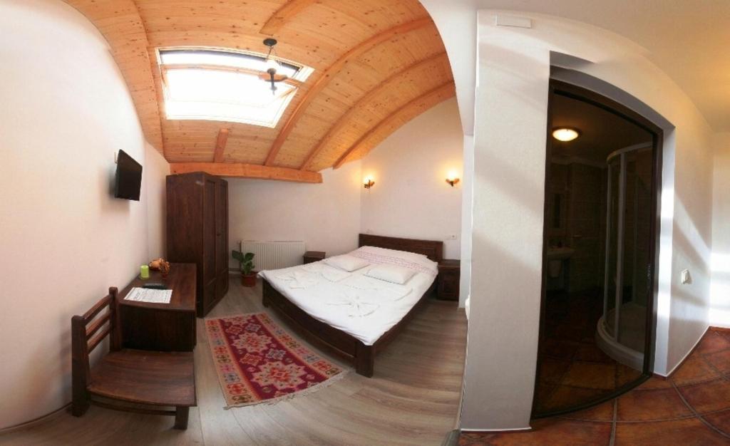 Casa Cartianu Târgu Jiu Quarto foto